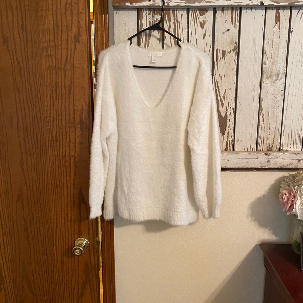 H&M white, fuzzy sweater